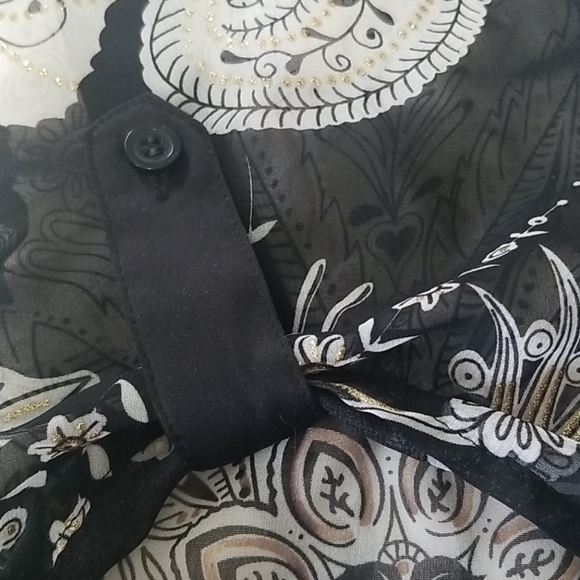 Maggie Barnes Kimono Topper - Picture 6 of 10